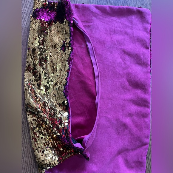 Flip sequin cushion cover - Picture 5 of 5
